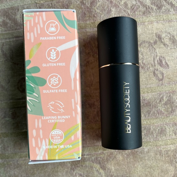 Contour Face Stick🔵Silk shade - Picture 3 of 3